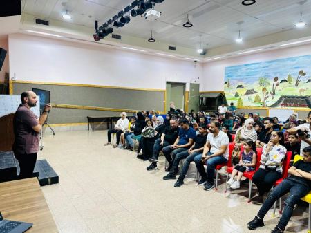 جماهيري رهط يحتفل بتخريج أكثر من ١٠٠ مشترك في الدورات التكنولوجية